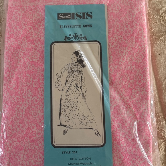 NEW Vintage GrantsIsis Pink Flannel Gown with Lace Size 40 - Picture 2 of 3